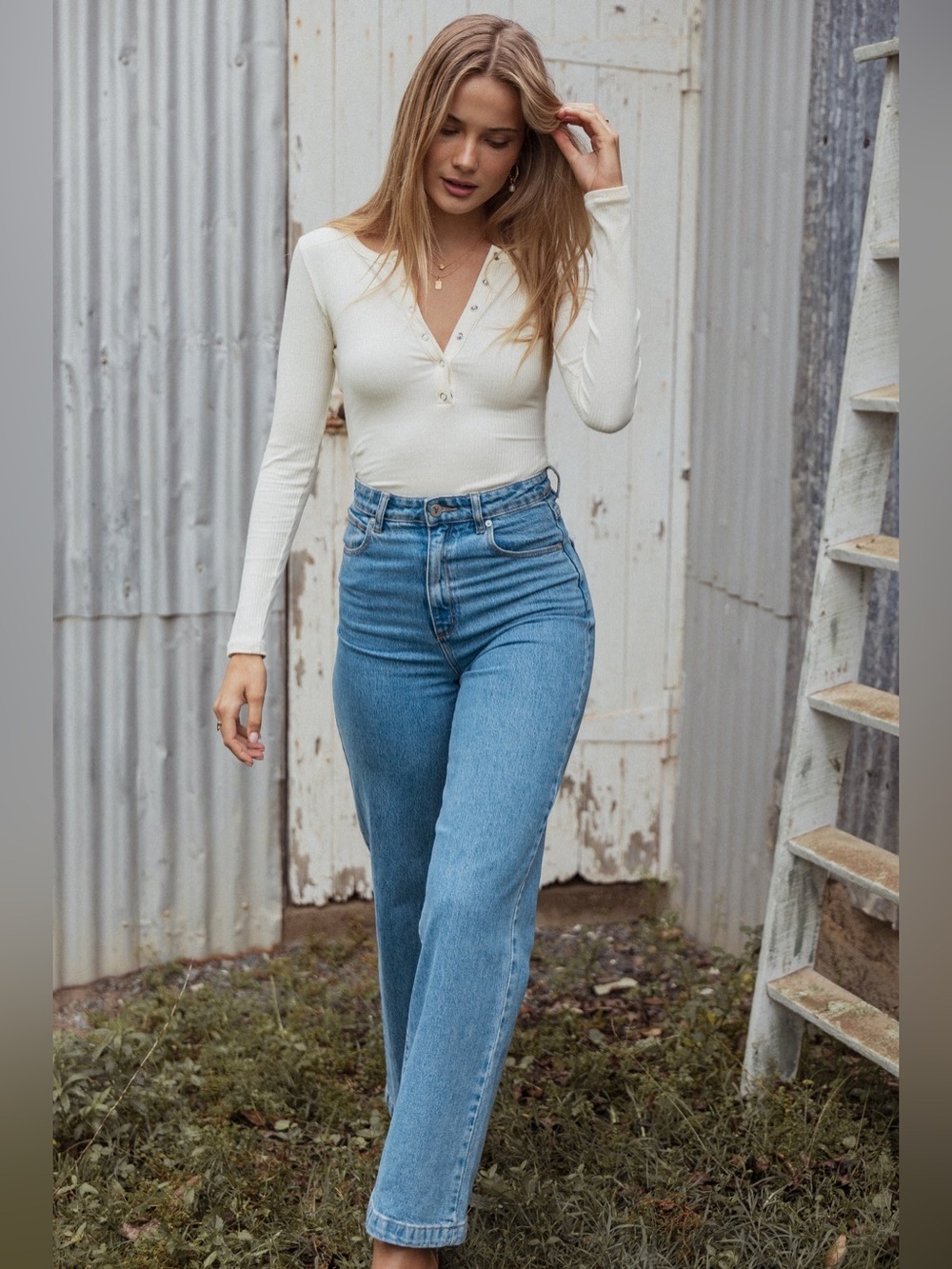 Abrand high & wide Classic High-Rise Straight Leg Jeans Light Blue agolde mother